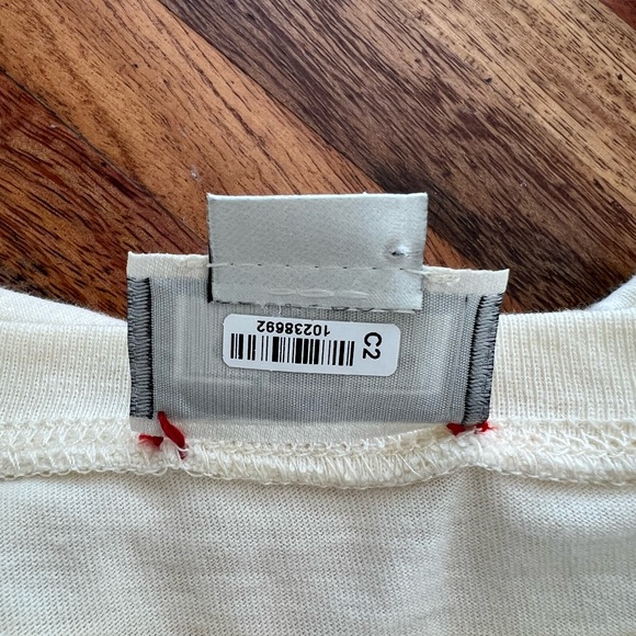 Authentic Gucci Cherry Blossom Sequence T-Shirt - Picture 6 of 7